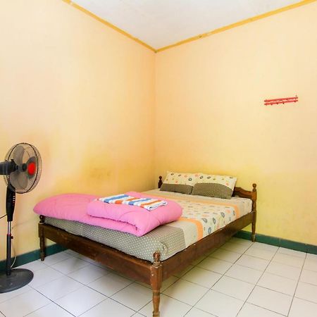 Losmen Melati Hotel Bantul Bagian luar foto