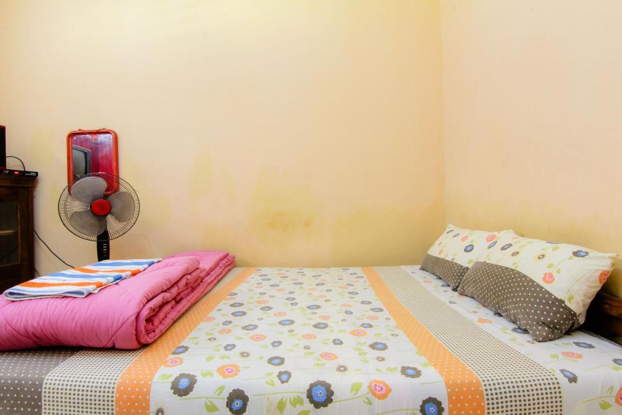 Losmen Melati Hotel Bantul Bagian luar foto
